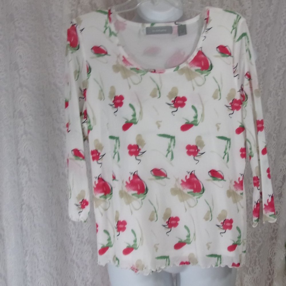 Liz Claiborne White Red Knit Top Rose Design  NWOT  Size L